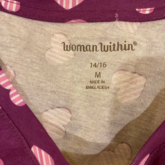 Women Within Top With Harts, New Without Tags, size 14/16 - Picture 3 of 3